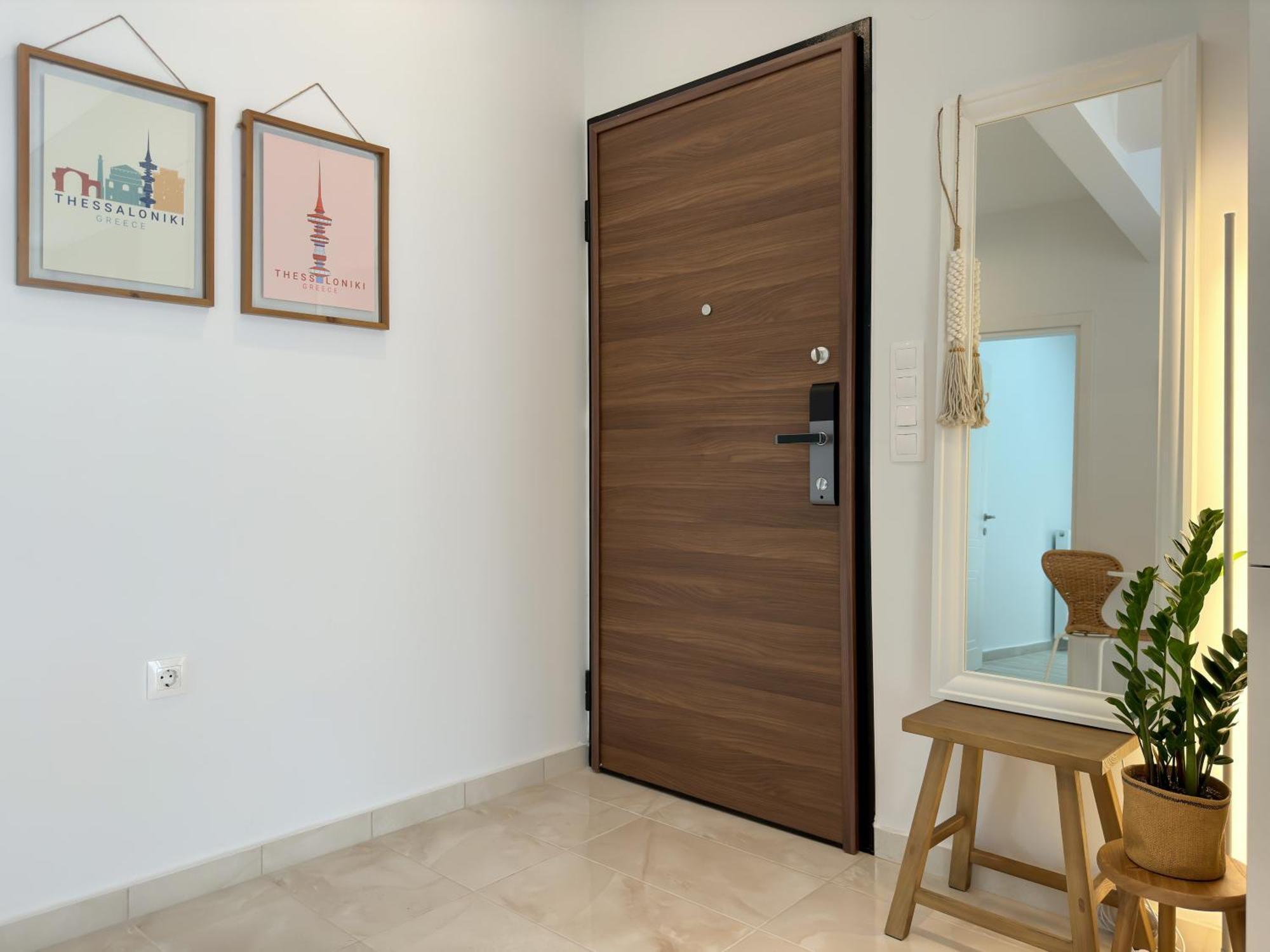 Luxury Downtown Apartment Guya Salonic Exterior foto